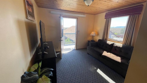 Yosemite Gateway Motel image 27