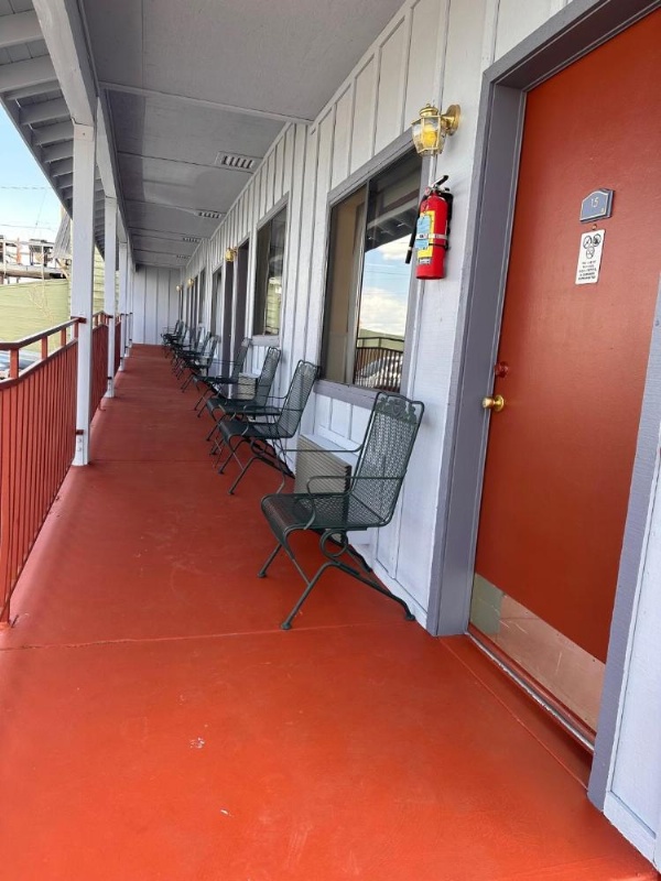 Yosemite Gateway Motel image 39